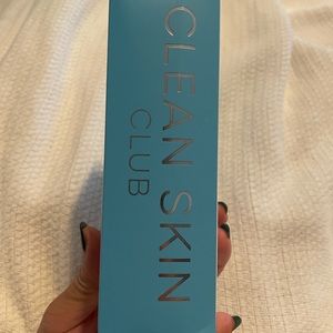 NWT Clean Skin Club acne clearing mist